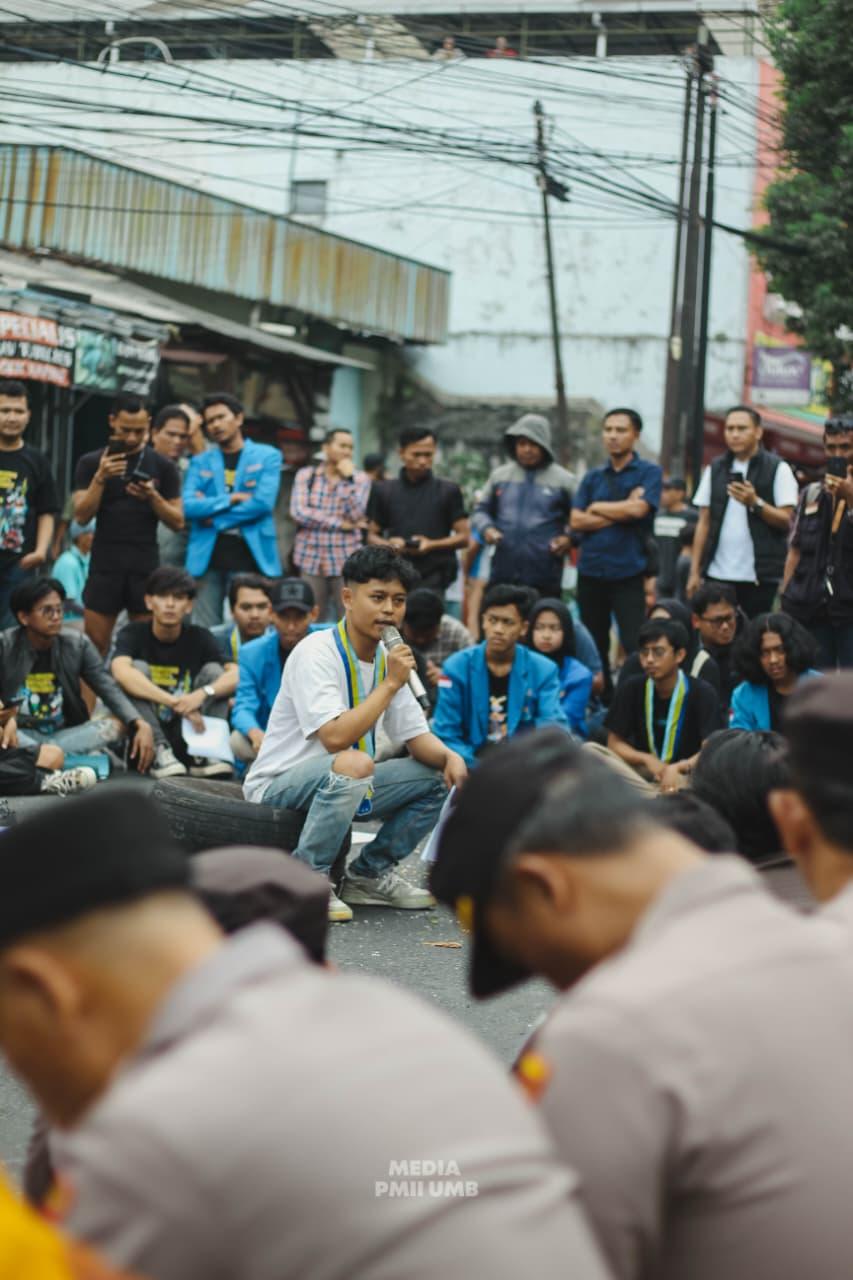 Negara Urus Kasur, Lupa Dapur